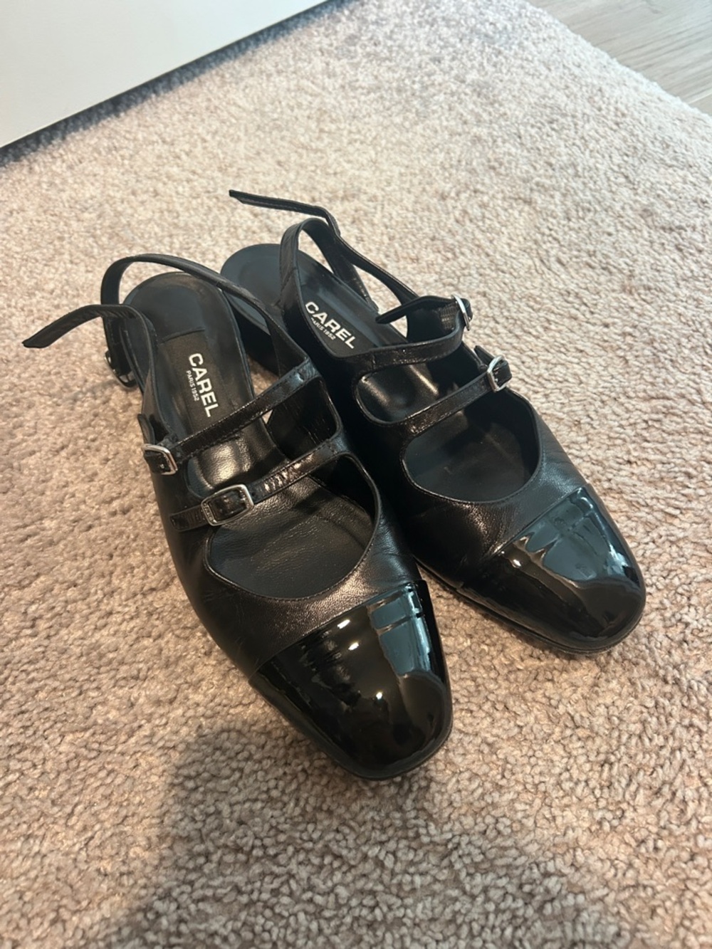 Carel Paris Peche Mary Jane Ballet Flats